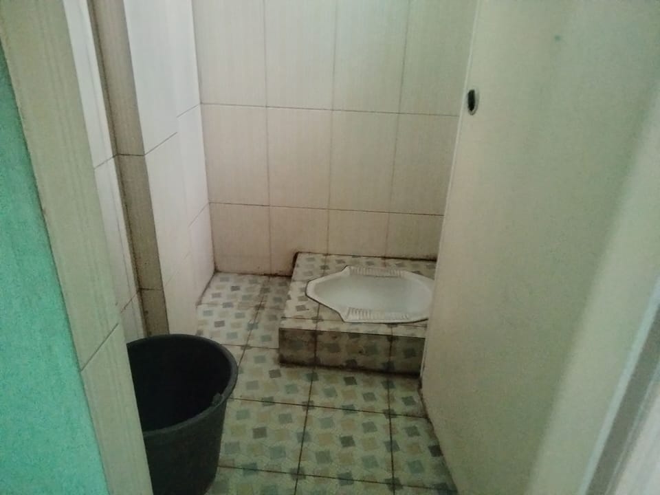 Double Room | Bathroom | Shower, towels