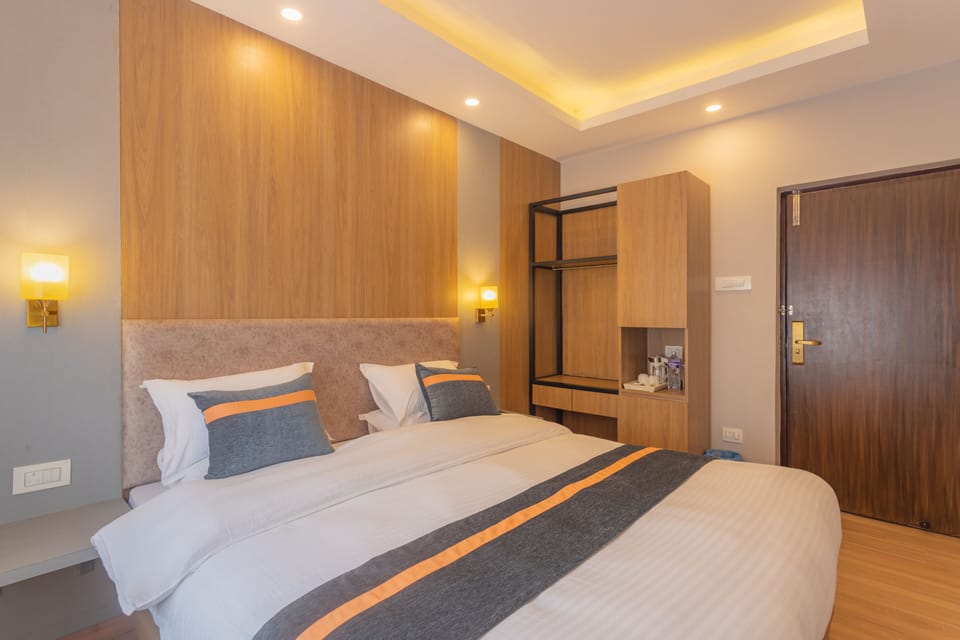 Deluxe Room | Egyptian cotton sheets, premium bedding, down comforters