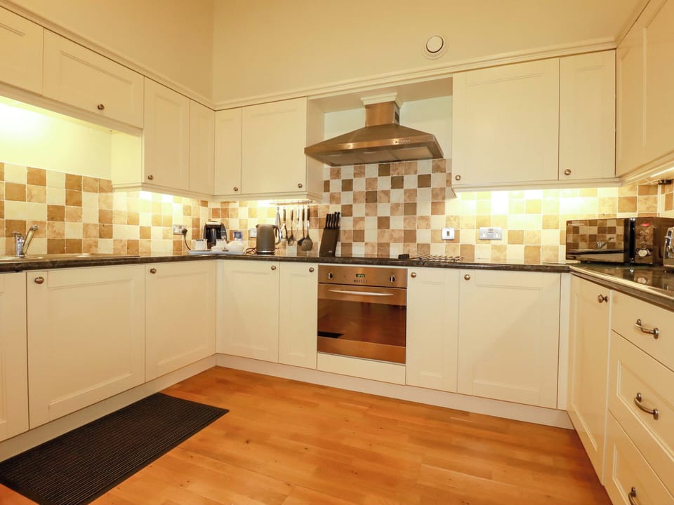 Cottage | Interior
