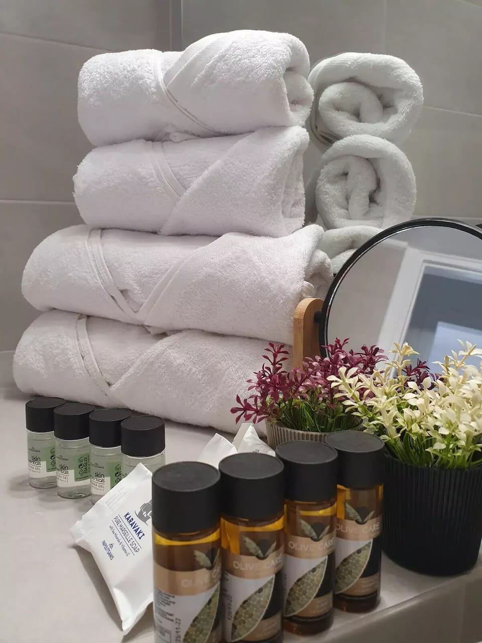 Bathroom amenities