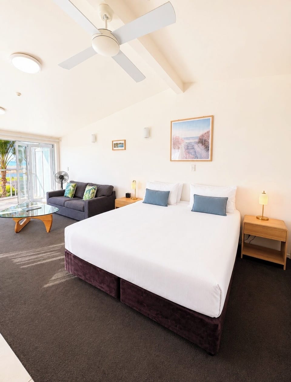 Premium Studio, Non Smoking, Kitchen | Pillowtop beds, blackout drapes, iron/ironing board, free WiFi