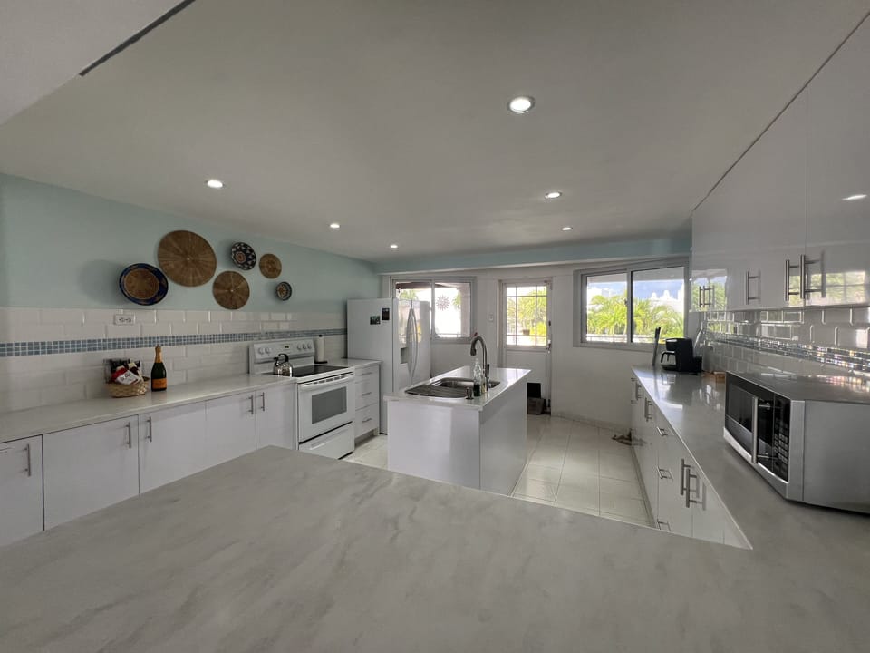 Large Kitchen