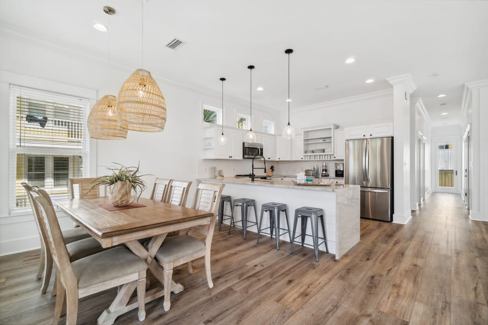 House | In-room dining