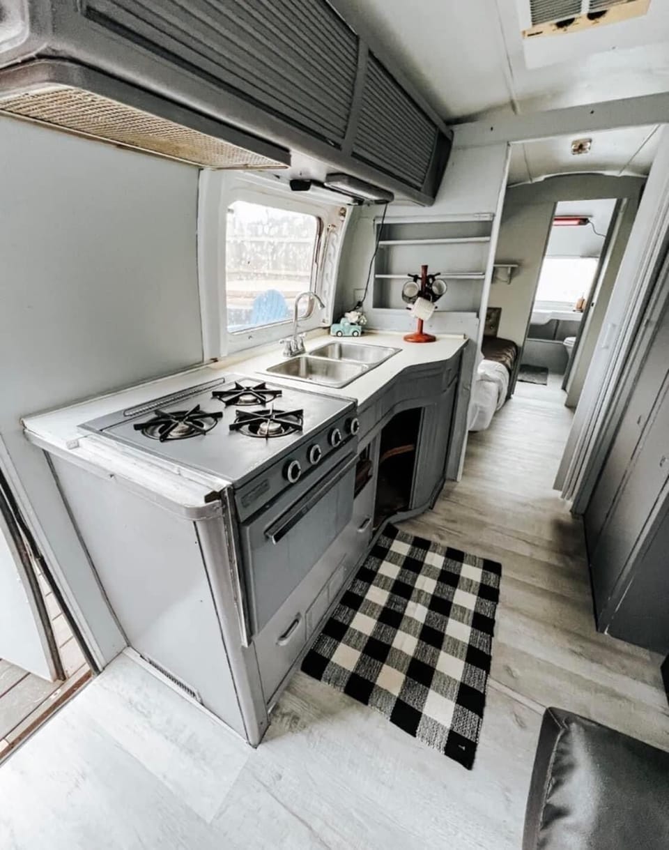 Full kitchen on an RV size