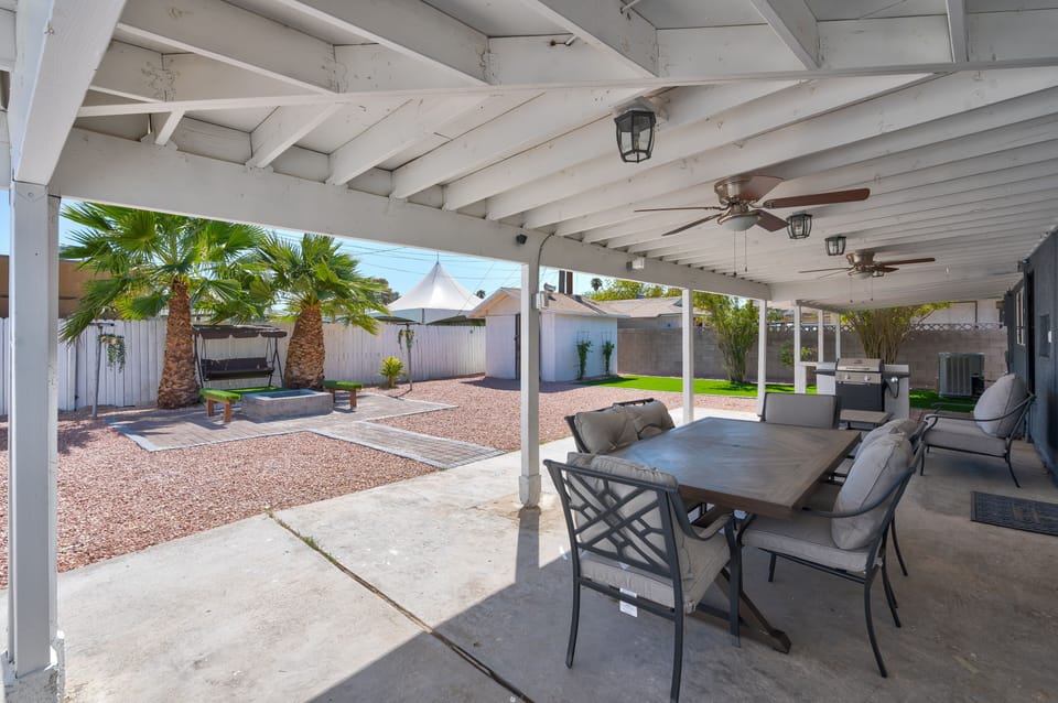 Patio Dining & BBQ