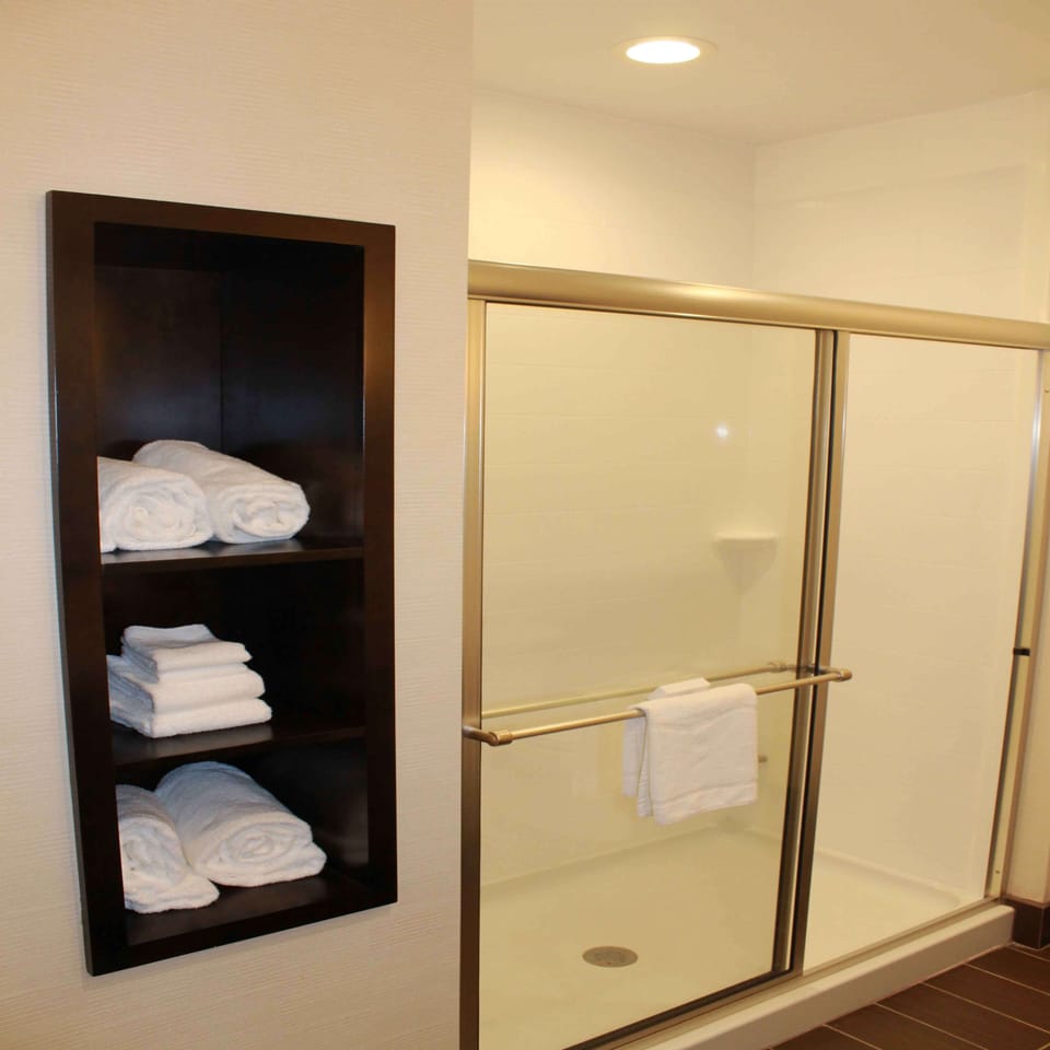 Designer toiletries, towels