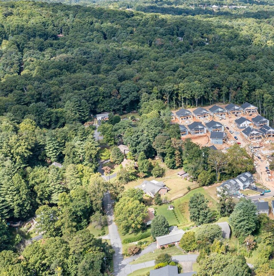 Your guide to your next Asheville getaway!