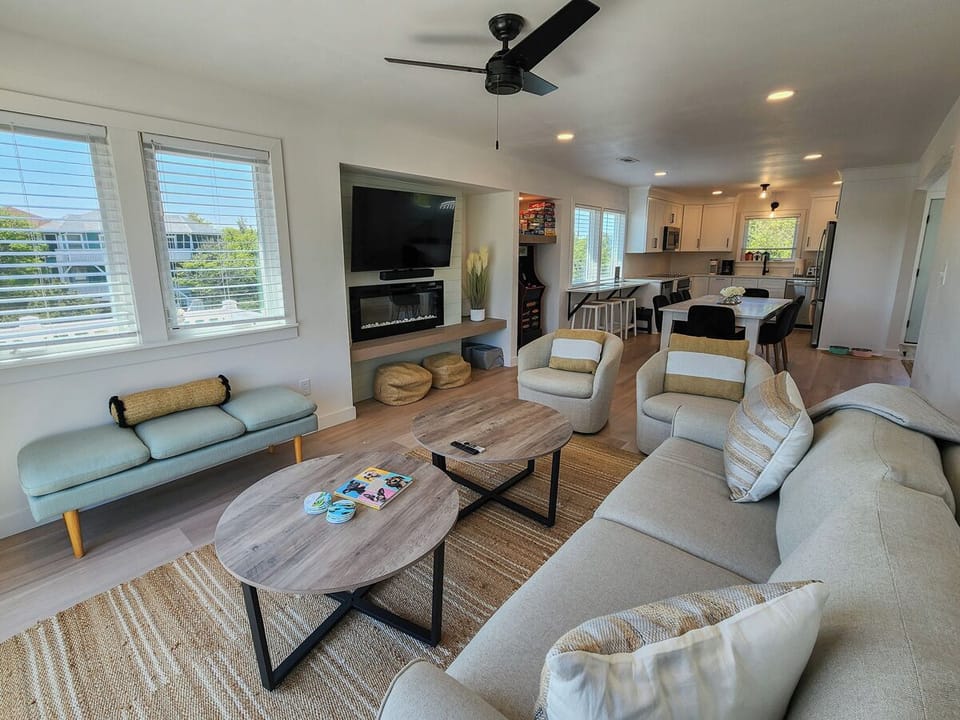 Great Room 2023