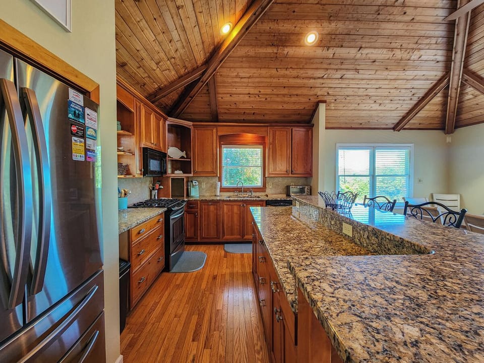 Kitchen 2023