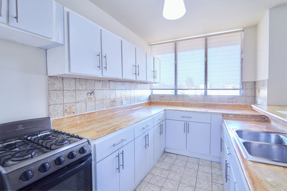 Loft, 1 Bedroom, Balcony, City View | Private kitchen