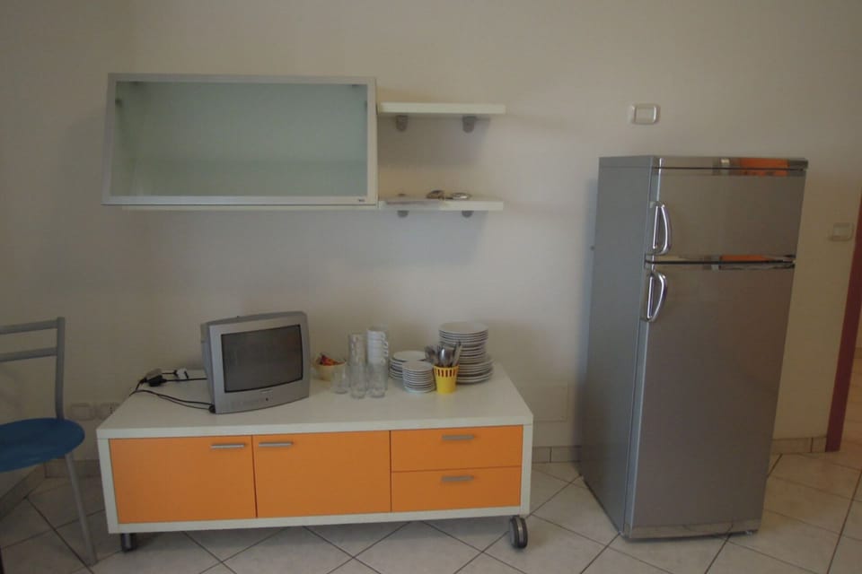 Apartment, 1 Bedroom, Balcony, Ocean View | Room amenity