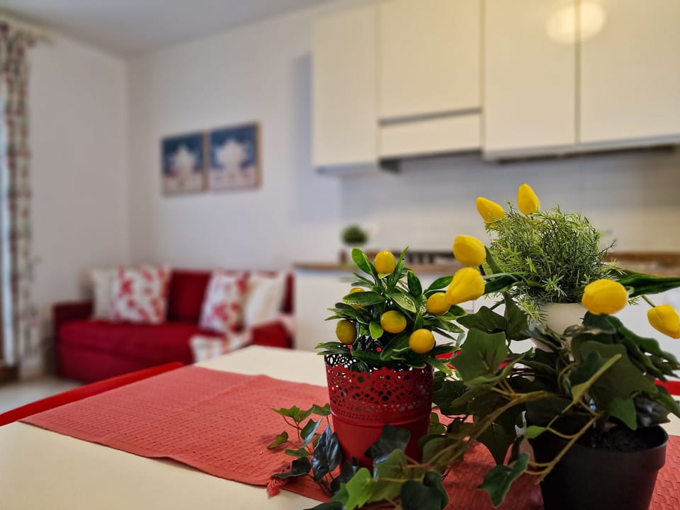 Apartment, 2 Bedrooms, Balcony | Living room