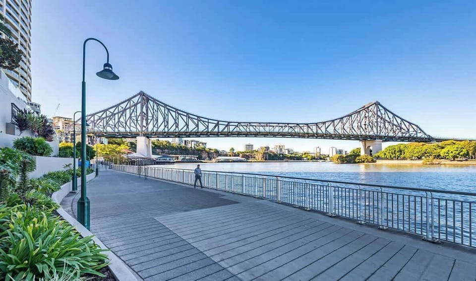 Pack your walking shoes & explore Brisbane