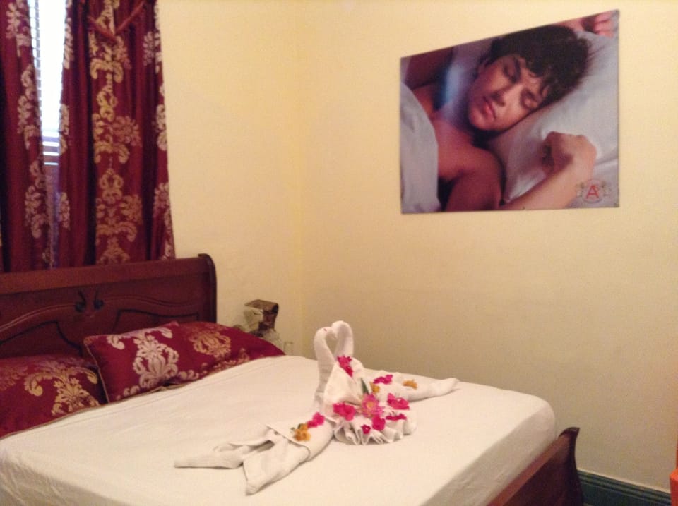 Iron/ironing board, free WiFi
