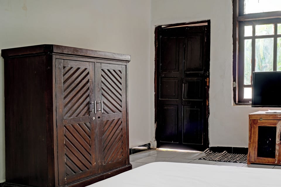 Double Room | Free WiFi, bed sheets
