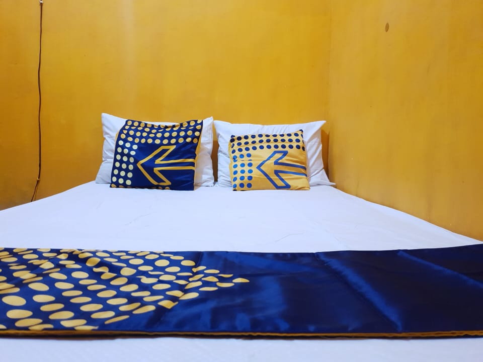 Double Room | Free WiFi, bed sheets