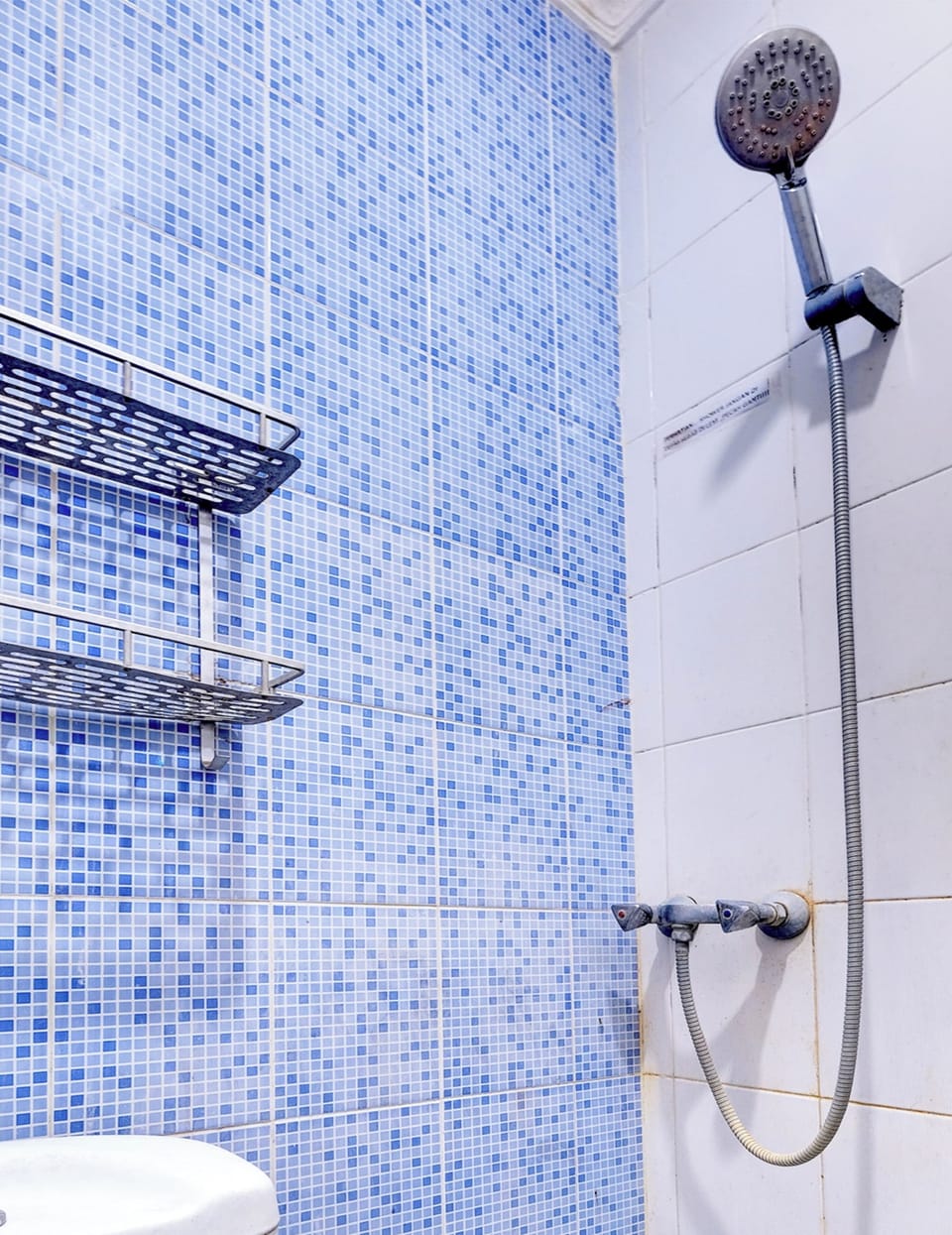 Deluxe Double Room | Bathroom | Shower, towels