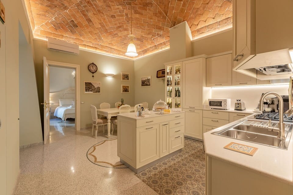 Autumn, Kitchen, Spring, Summer