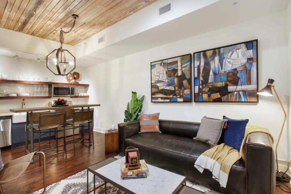 Open Concept Living Room | XL Flat Screen TV | Second Floor | Central Common Area