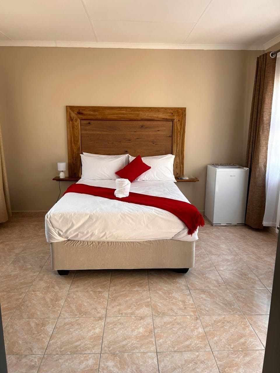 Double Room | Desk, laptop workspace, soundproofing, WiFi (free)