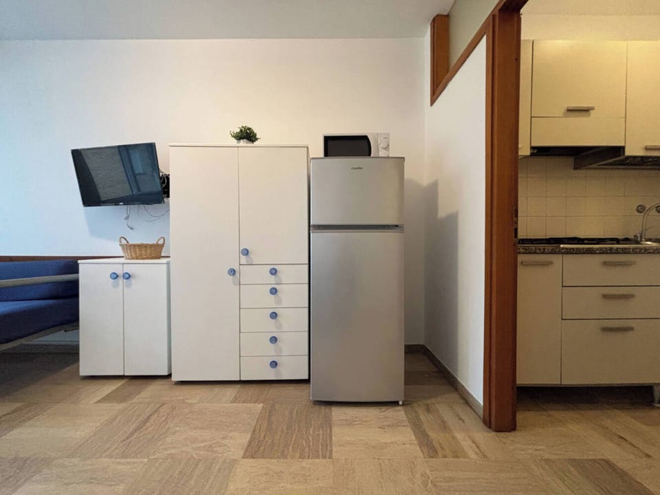 Apartment, 3 Bedrooms | Interior