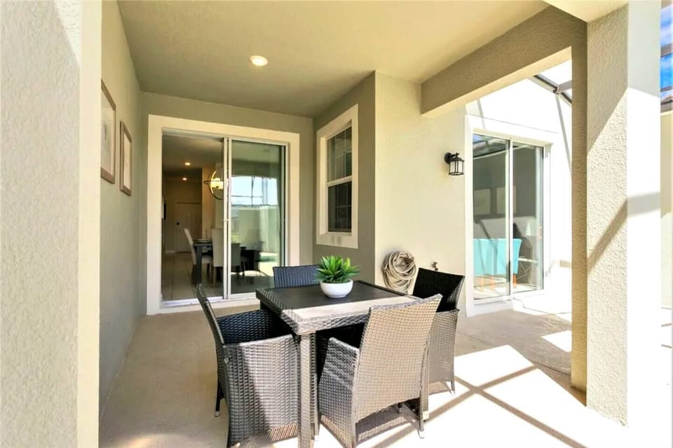 Outdoor Dining Table