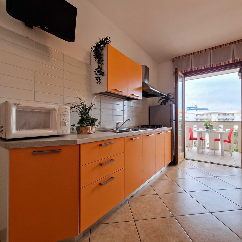 Apartment, 2 Bedrooms, Balcony, Ocean View | Interior