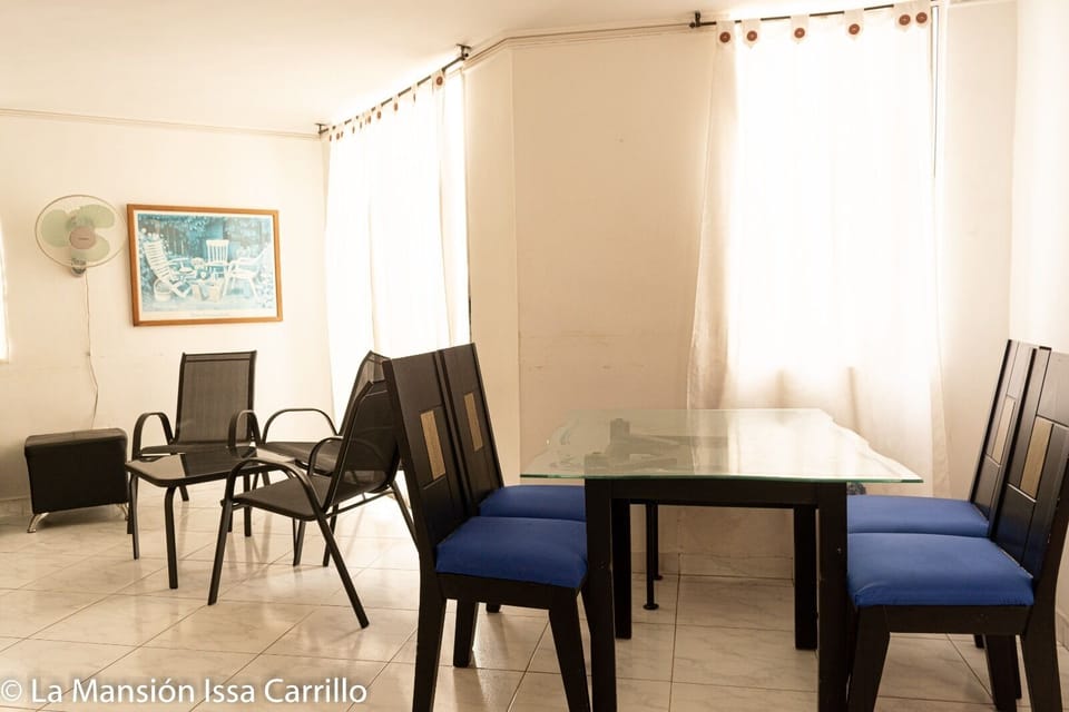 Apartment, 2 Bedrooms, Accessible, Smoking | Dining