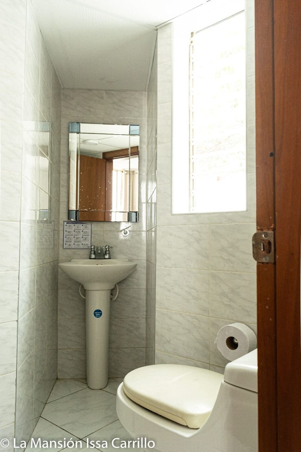 Apartment, 2 Bedrooms, Accessible, Smoking | Bathroom