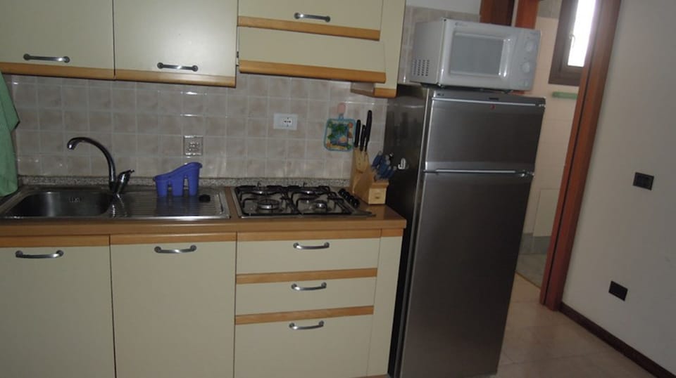 Apartment, 3 Bedrooms, Balcony, Garden View | Interior