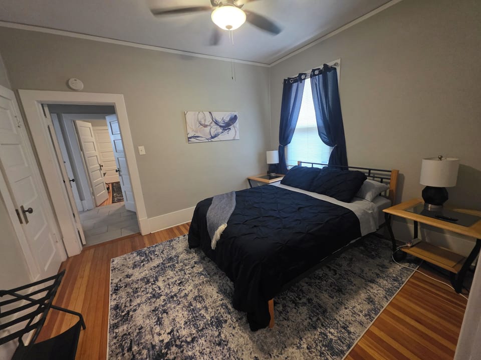 Queen size bed