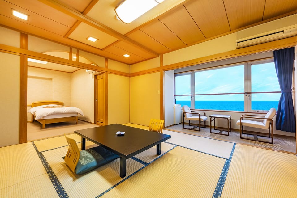 Japanese/Western-Style Superior Room (2 Single Beds and 2 Japanese Futon) w/Inner Bath, Non Smoking | Premium bedding, in-room safe, desk, blackout drapes