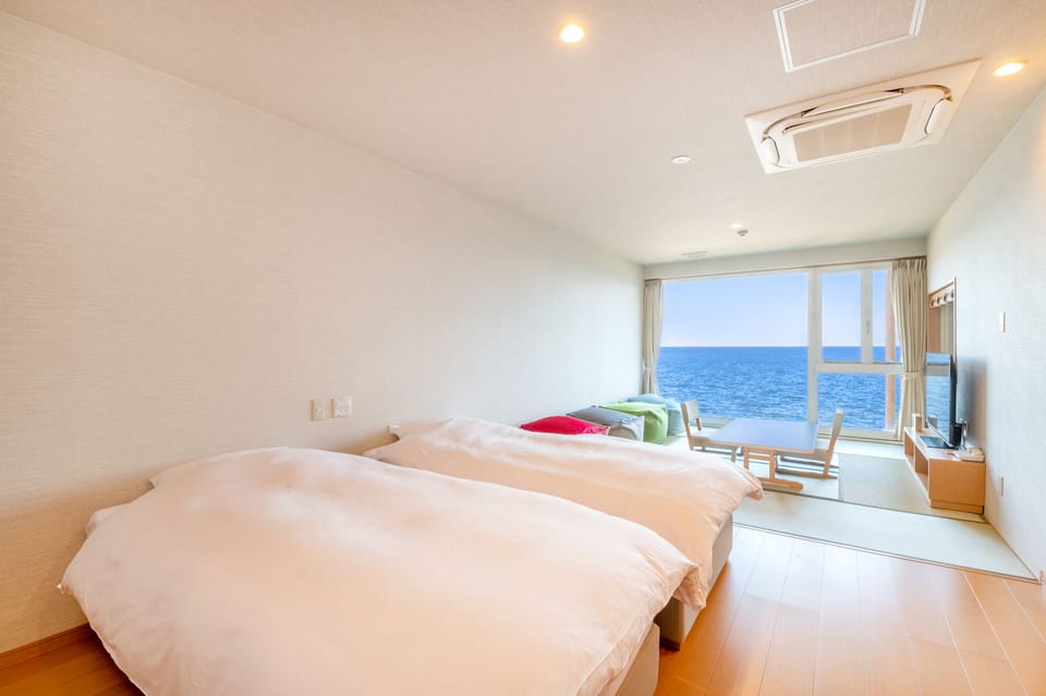 Japanese Style Room, Twin beds with observatory bath, Non Smoking | Premium bedding, in-room safe, desk, blackout drapes