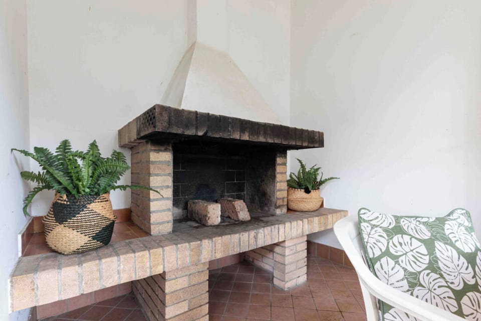 Apartment, 2 Bedrooms, Balcony, Garden View | Property grounds