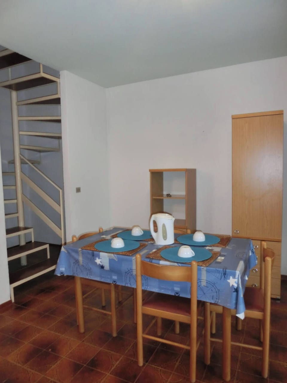 Apartment, 2 Bedrooms, Balcony, Garden View | Dining room