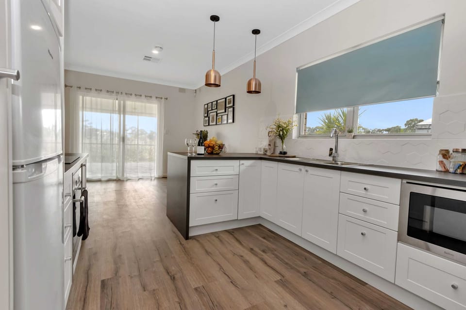 Spacious family size kitchen with microwave and dishwasher 