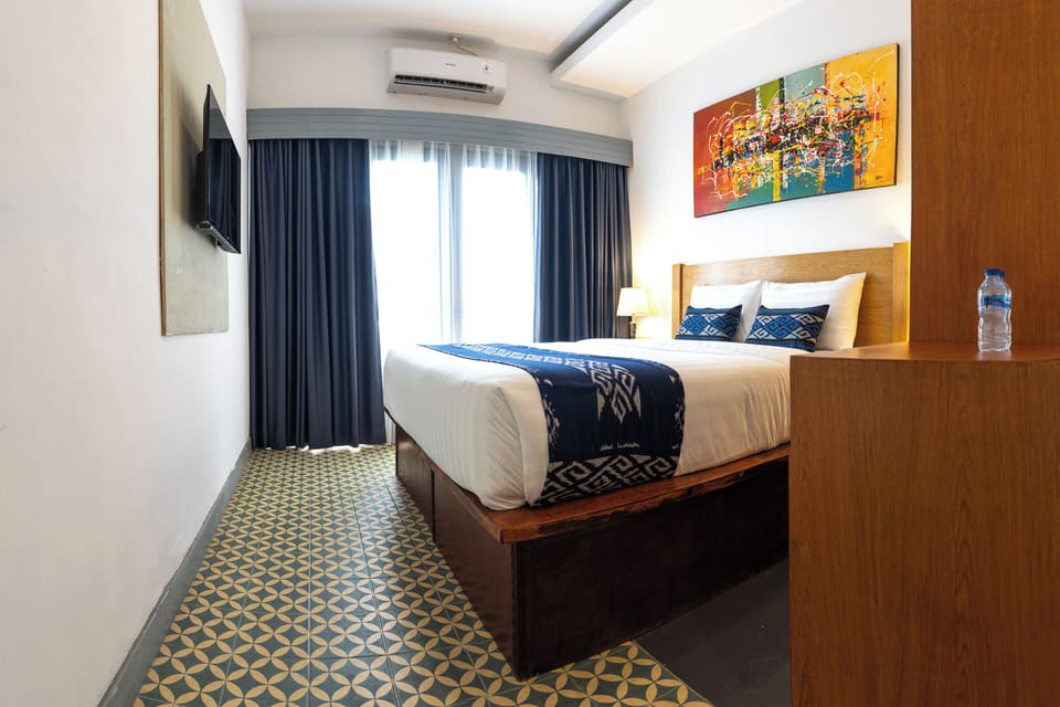 Standard Double Room | WiFi (free), individually furnished, bed sheets
