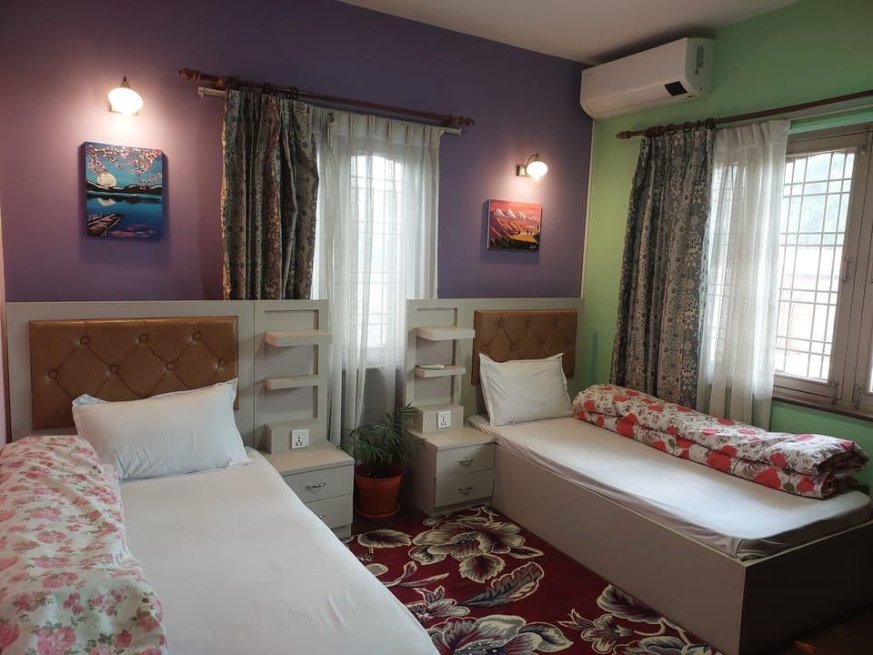 Free WiFi, bed sheets
