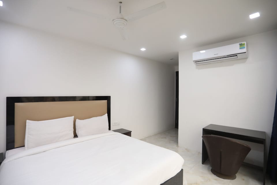 Deluxe Double Room | Free WiFi