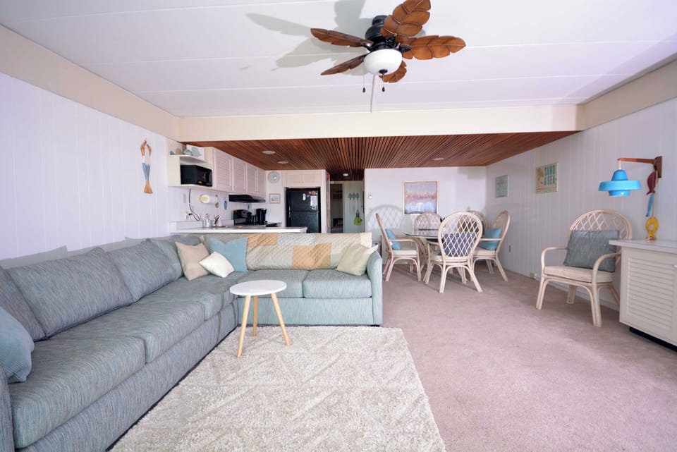 LIVING-AREA
