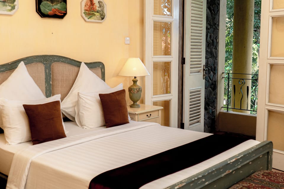 Deluxe Room | Laptop workspace, free WiFi, bed sheets