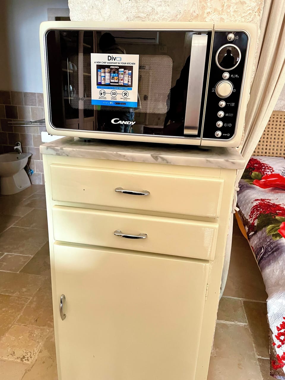 Microwave