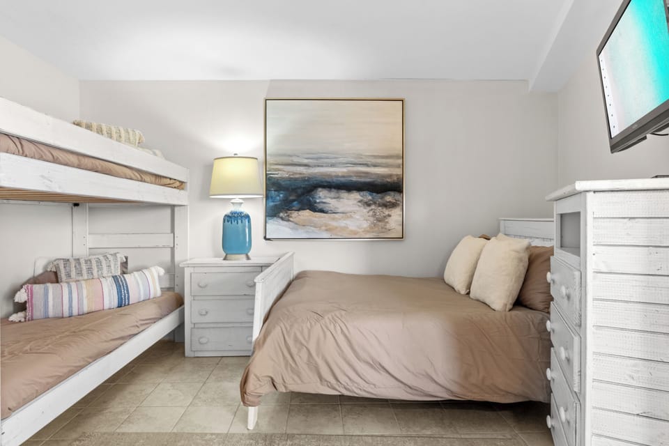 4354 Beachside II