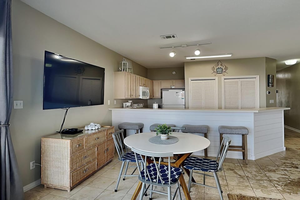 Dining Area and Kitchen