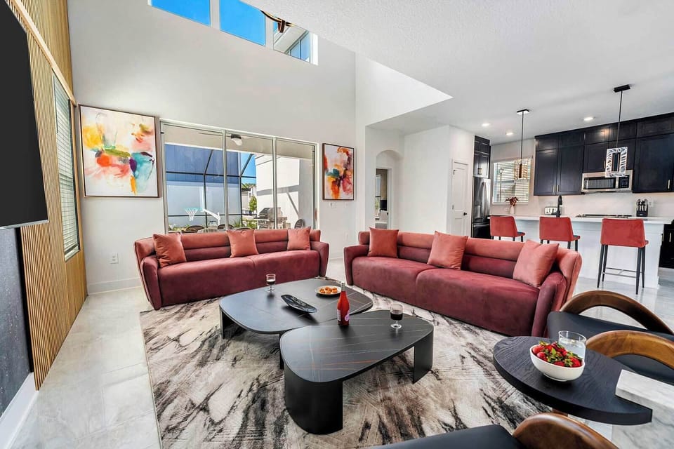 Living Room *Highlight*