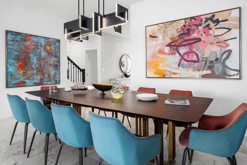 Dining Room *Highlight*