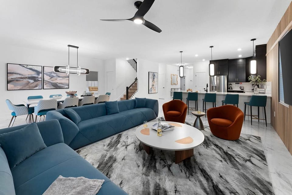 Living Room *Highlight*