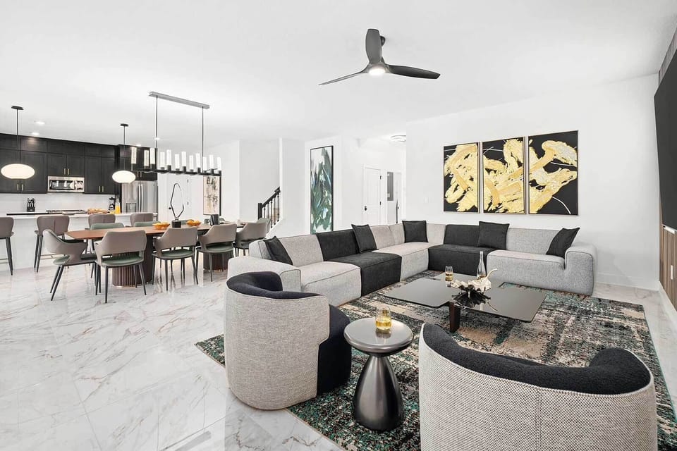 Living Room *Highlight*