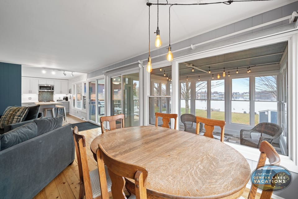 Dining Table seating for 6