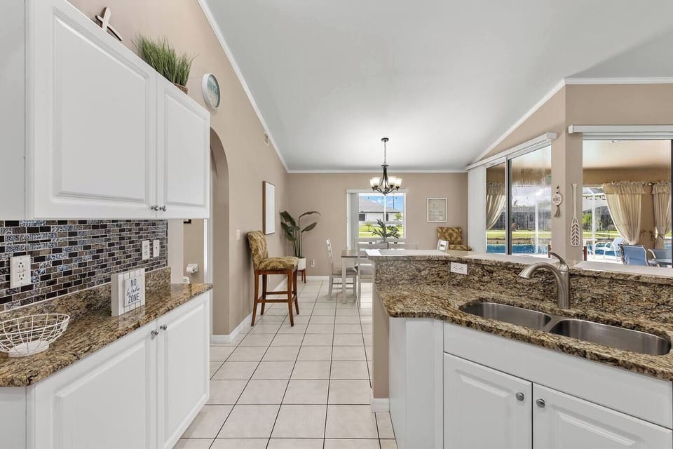 Fully equipped kitchen for cooking